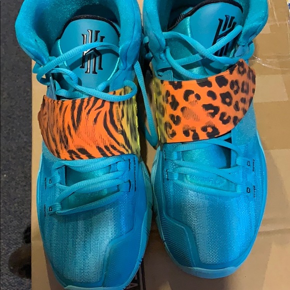 COPY - Kyrie 6 Animal print - Picture 2 of 6